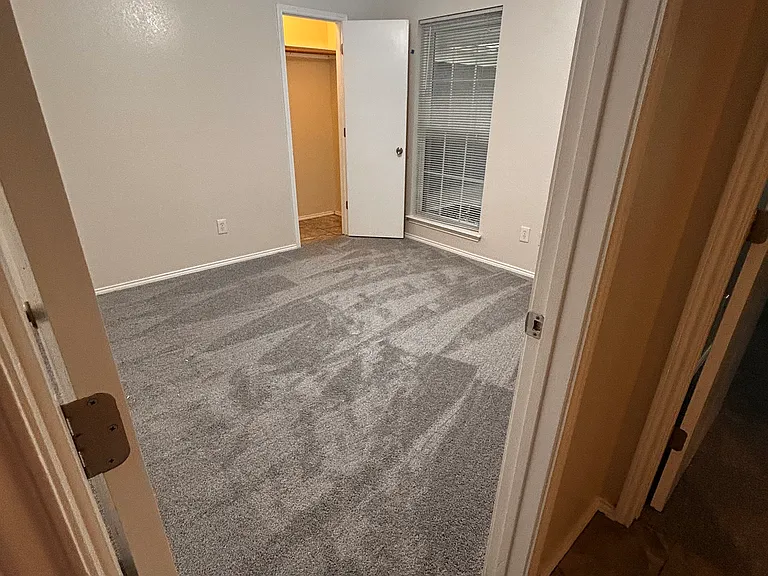 6408 Willow Springs Dr — Photo 16