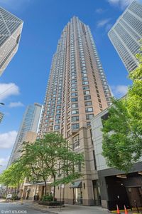 401 E Ontario St APT 1609, Chicago, IL, 60611