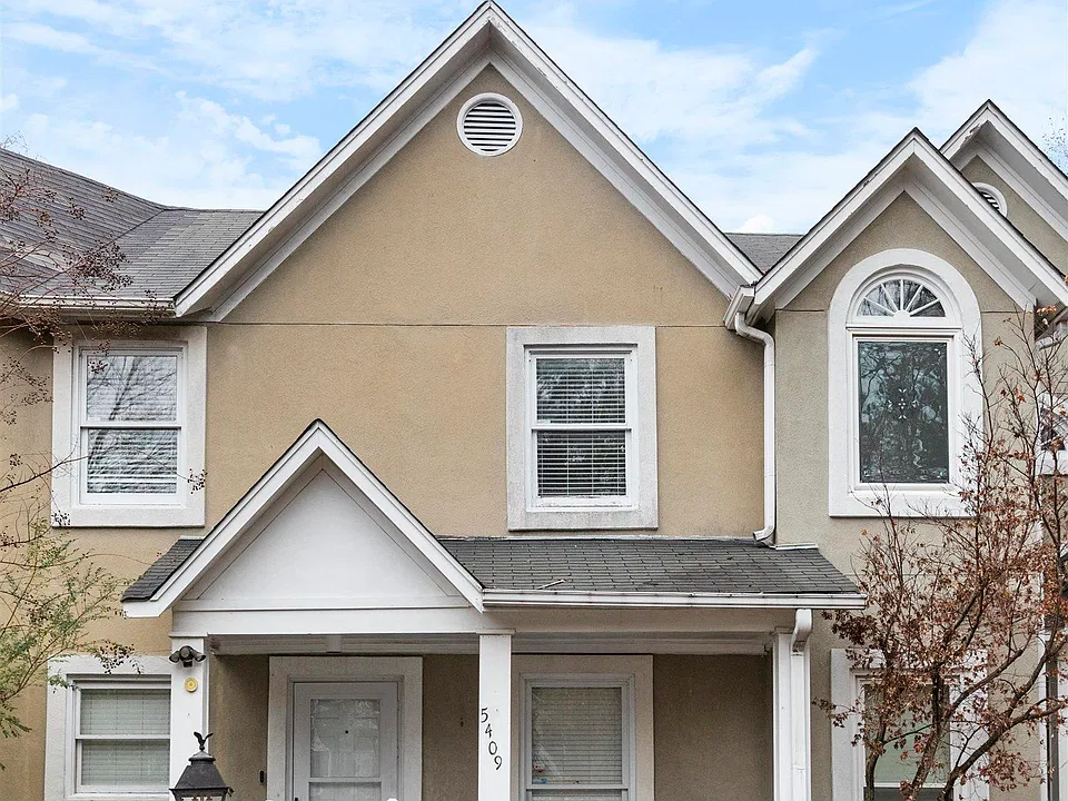 5409 Whisper Wood Cir