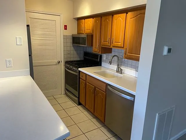 1118 Washington Grn — Photo 5