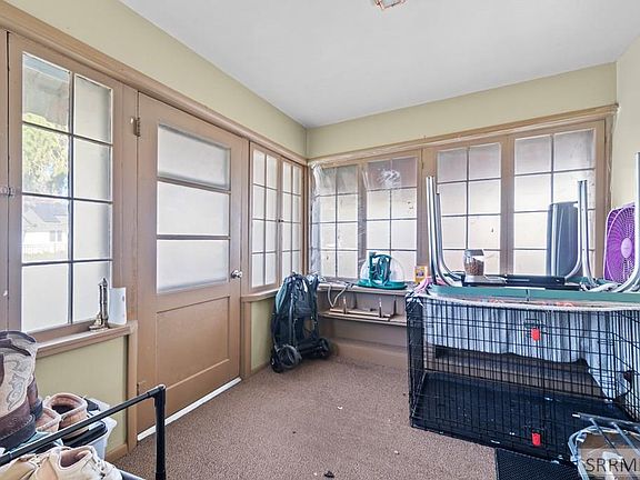 4th image of 406 1st W St