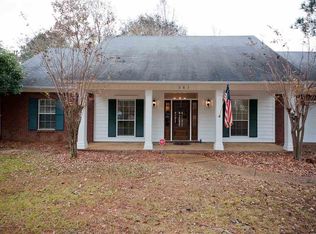 287 Woodrun Dr, Ridgeland, MS 39157