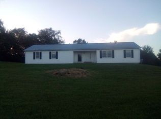 821 Taylor Rd, Danville, KY 40422