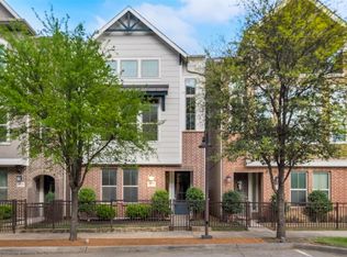2715 Yellow Jasmine Ln, Dallas, TX 75212
