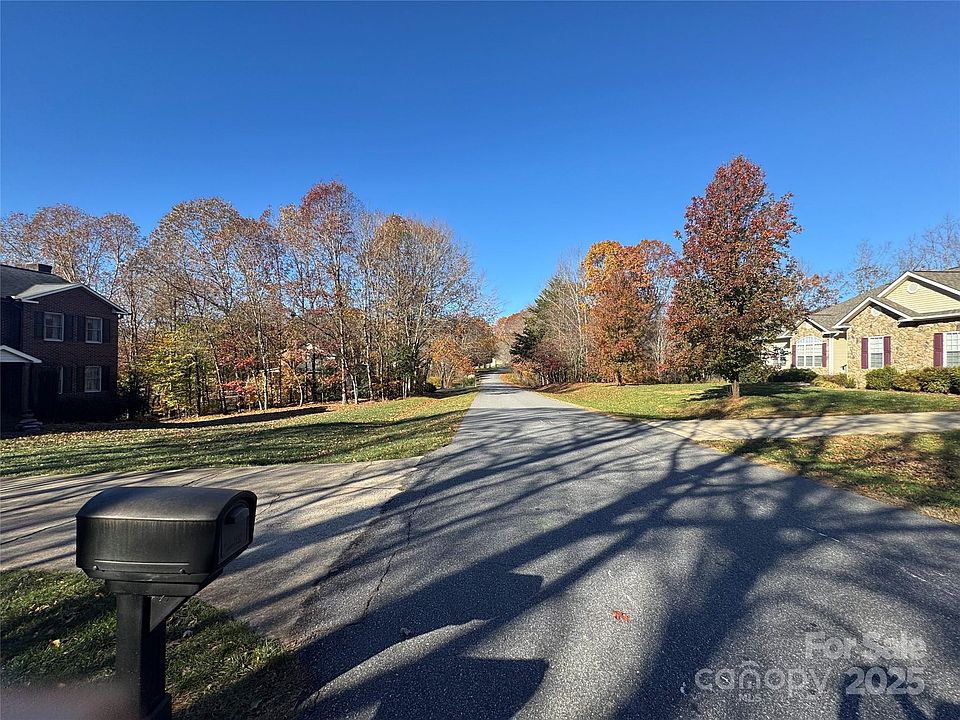 2nd image of 6554 Willowbottom Rd