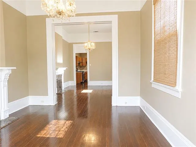 3910 Laurel St — Photo 2