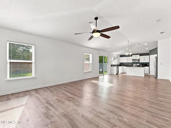 4838 CREEK BLUFF Lane, Middleburg, FL 32068