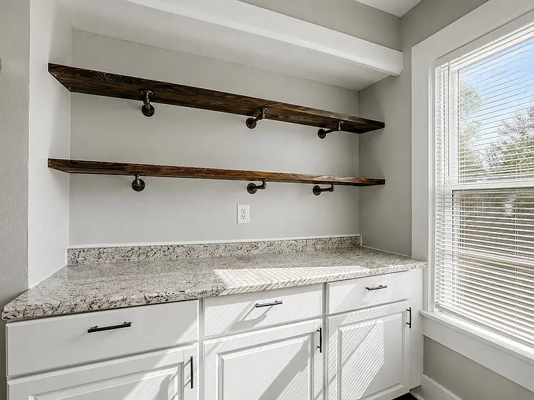 541 Adams St #541 — Photo 5
