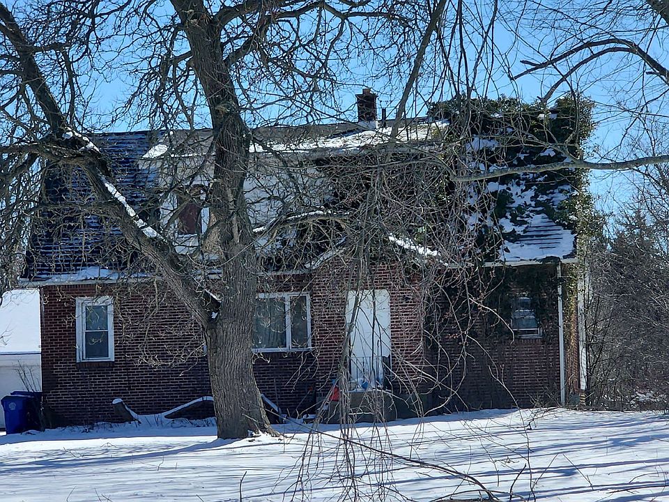 2357 Berg Rd, West Seneca, NY 14218 Zillow