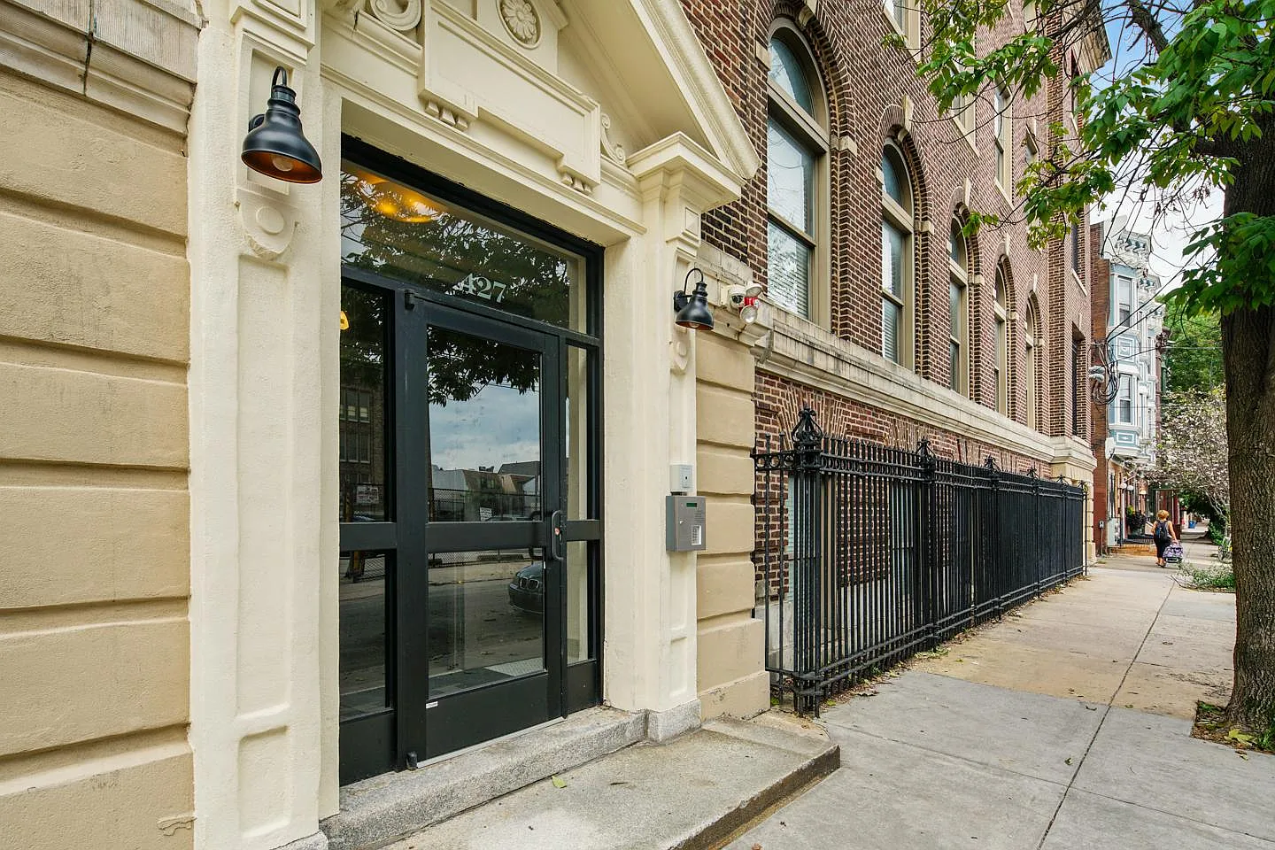 Queen Village Lofts — Photo 2