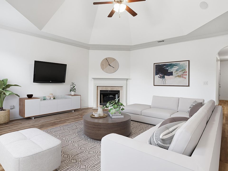 1st image of 4488 Sierra Ln