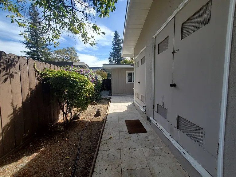 6 Stadium Way — Photo 23
