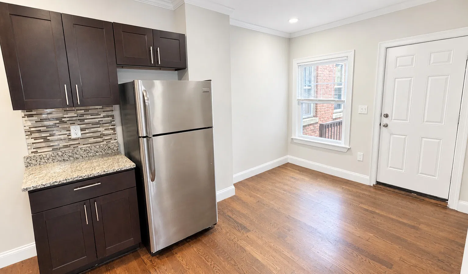 2975 Washington Street Apartments — Photo 3