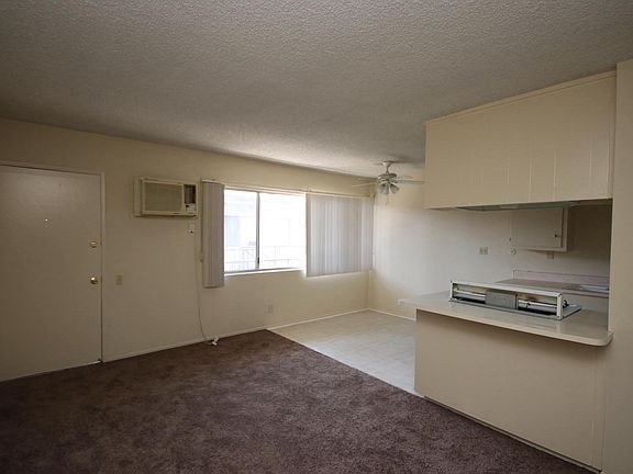3rd image of 530 N Wilson Ave APT 7