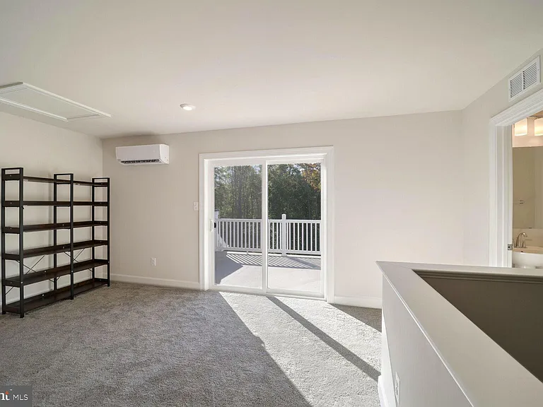 10864 Foxtrot Cir — Photo 15