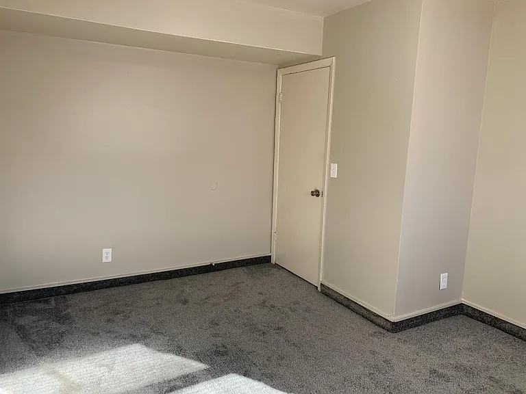 2314 W Savannah St — Photo 12