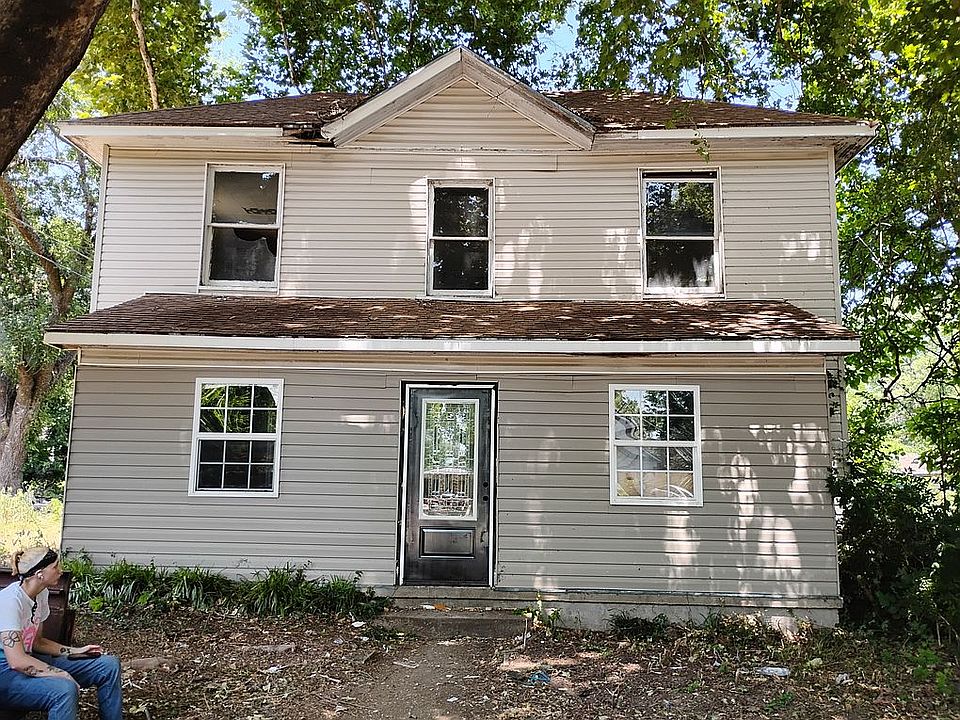 1st image of 1216 Dayton St