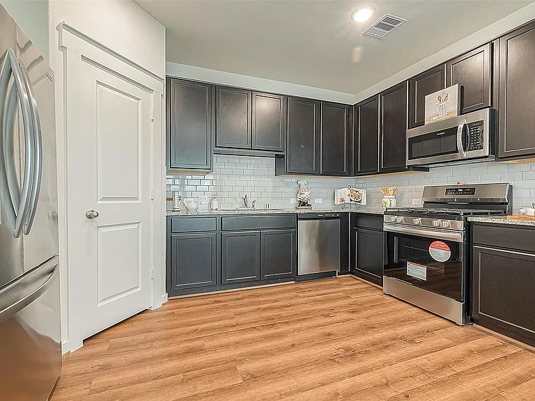 7538 Coral Terrace Dr — Photo 15