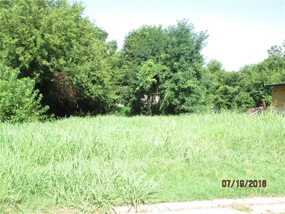 1st image of 1909 N Vine St #33