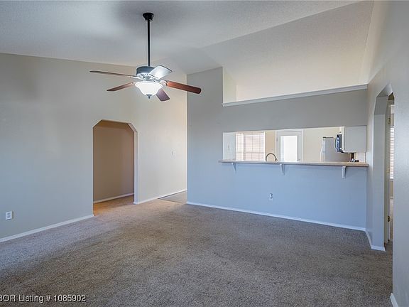 5th image of 171 Azalea Dr