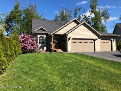 16627 Baird Cir, Eagle River, AK, 99577