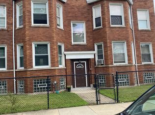 1356 E 72nd Pl APT 1, Chicago, IL 60619