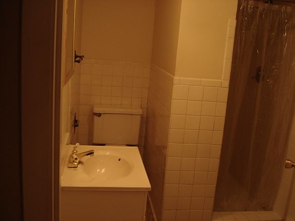 4th image of 2577 Volunteer Pkwy #2
