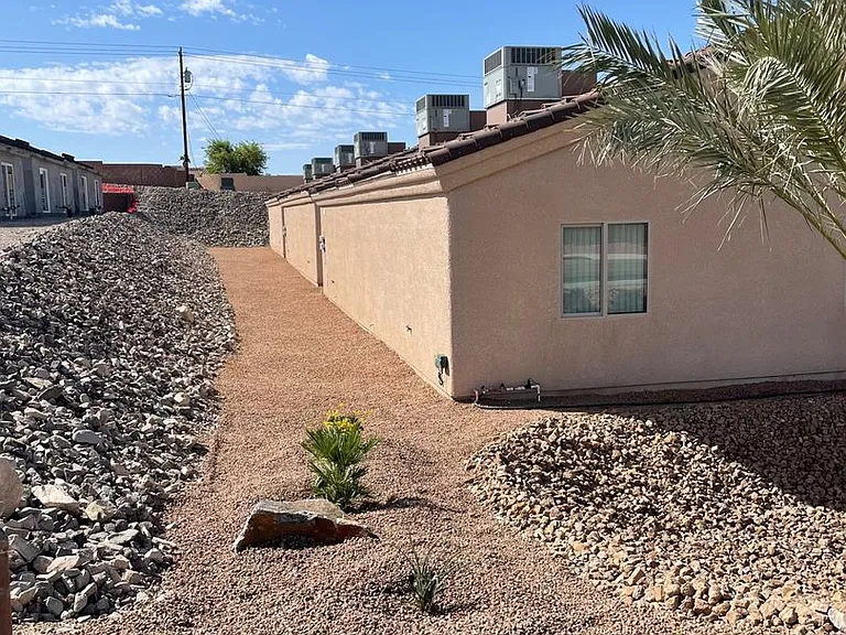 2520 Palo Verde Blvd S — Photo 3
