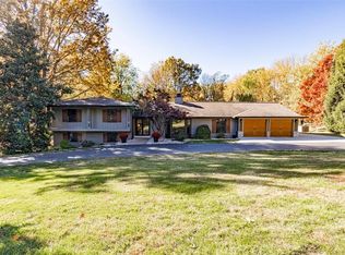 1015 Lay Rd, Saint Louis, MO 63124