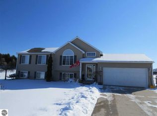 4144 Harr Dr, Traverse City, MI 49685