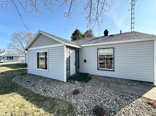 1206 E Larchmont Dr, Sandusky, OH 44870