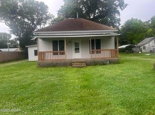 705 W Magnolia St, Cherokee, KS 66724