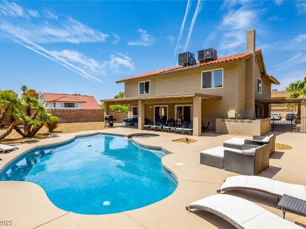 5062 Grandview Dr, Las Vegas, NV 89120