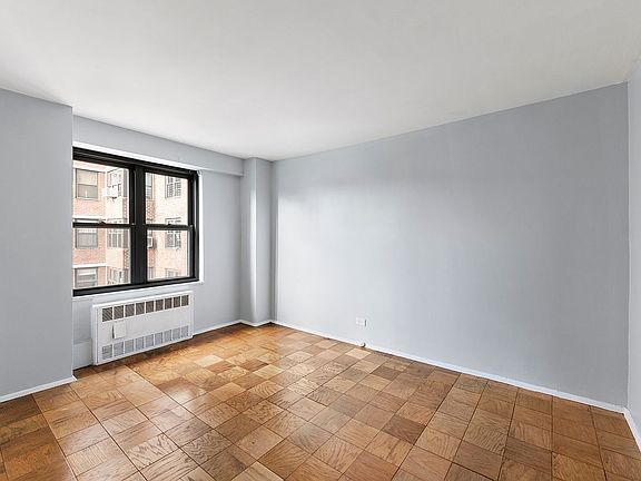 4th image of 417 Grand St Unit F1206