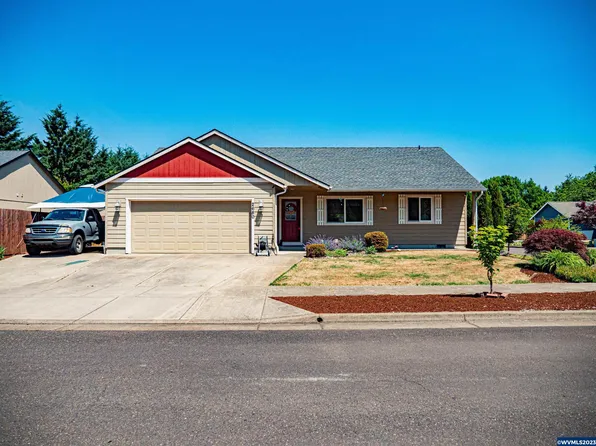 2680 Jefferson St, Sweet Home, OR 97386
