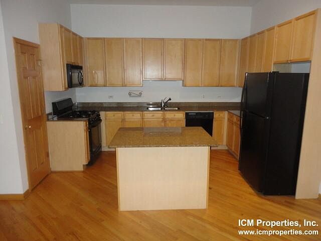 1st image of 2533 N Southport Ave #3C