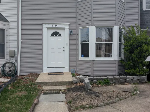 1109 Holmespun Dr, Pasadena, MD 21122