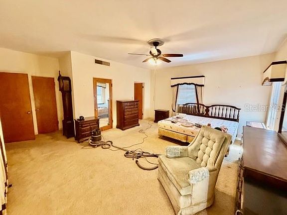 5th image of 811 STATE ROAD 60 E