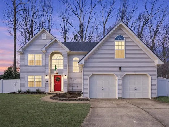 821 Shipton Ct, Chesapeake, VA 23320