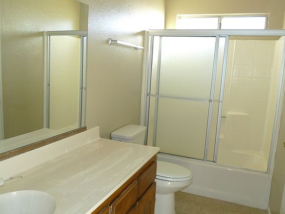 4th image of 13950 Spruce St APT A