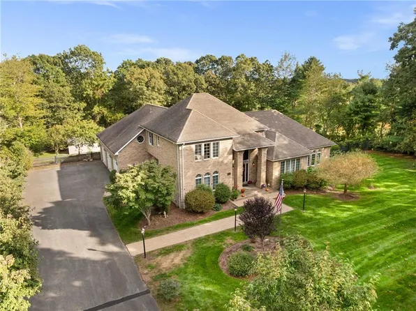 195 Ridge Rd, South Kingstown, RI 02879