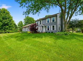W169N10806 Redwood Ln, Germantown, WI 53022