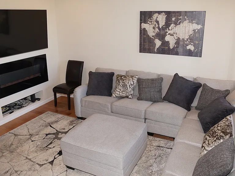 9036 E Caley Way — Photo 3