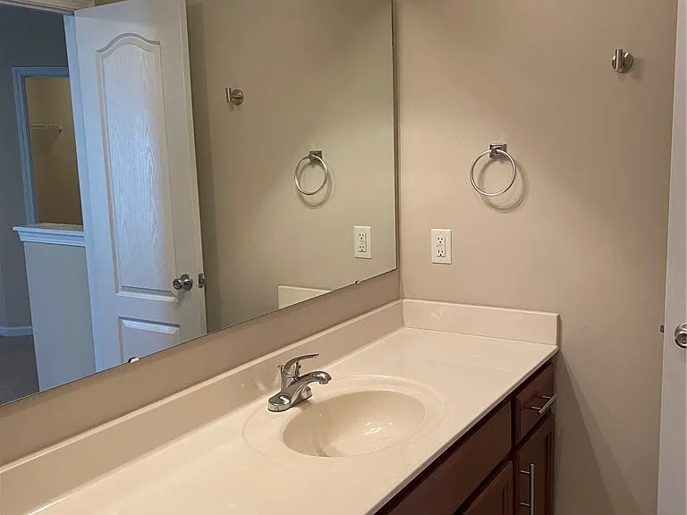 146 Fountain Grove Dr — Photo 16