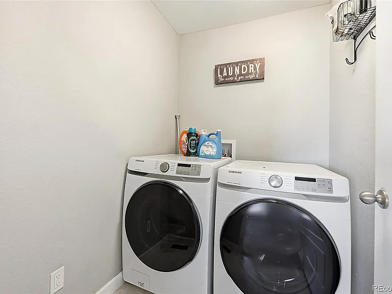 4988 S Wenatchee Cir — Photo 12