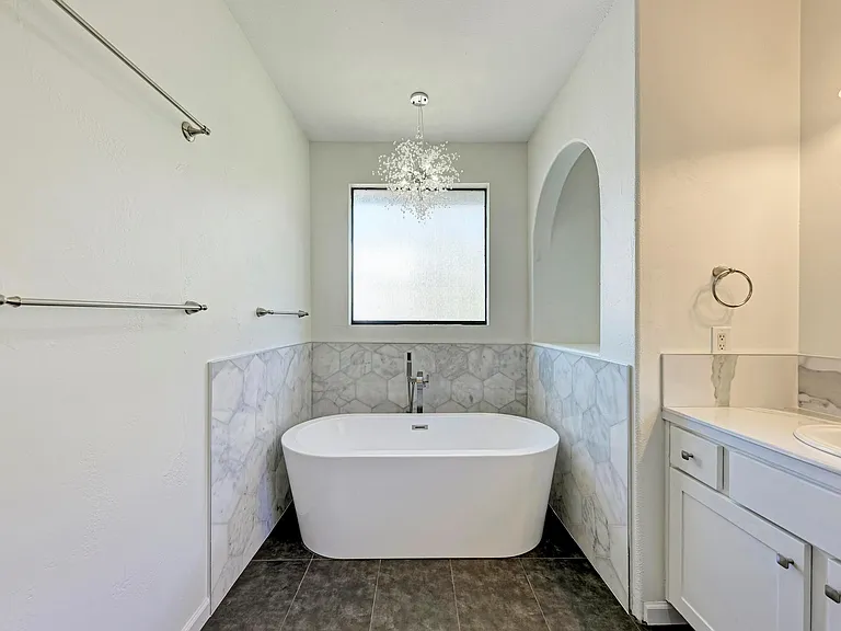 13803 Lake View Dr — Photo 34