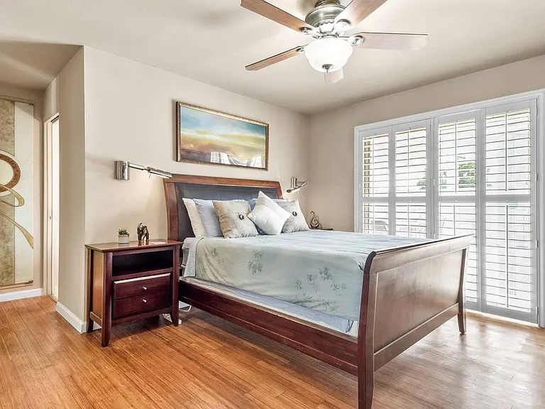 21111 Barbados Cir — Photo 46