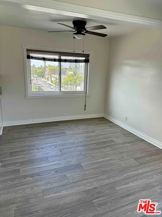 2 bed, 2.0 bath, 937 sqft, $2,300 — Photo 3