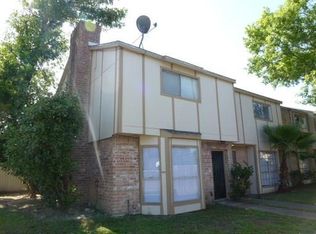 1499 Springrock Ln, Houston, TX 77055