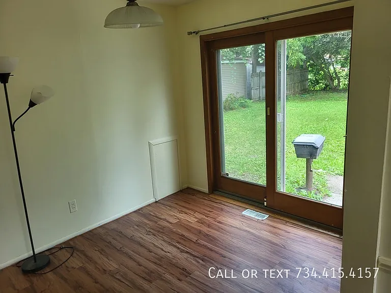 2863 Marshall St #2863 — Photo 6